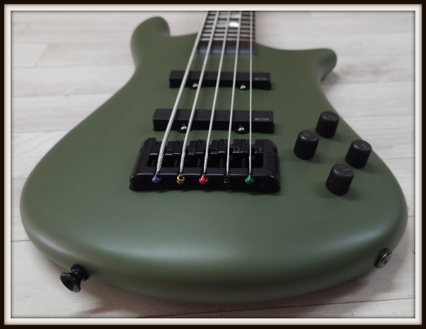 Preview: Spector Euro 5 Classic, Custom Color Olive Green Matte